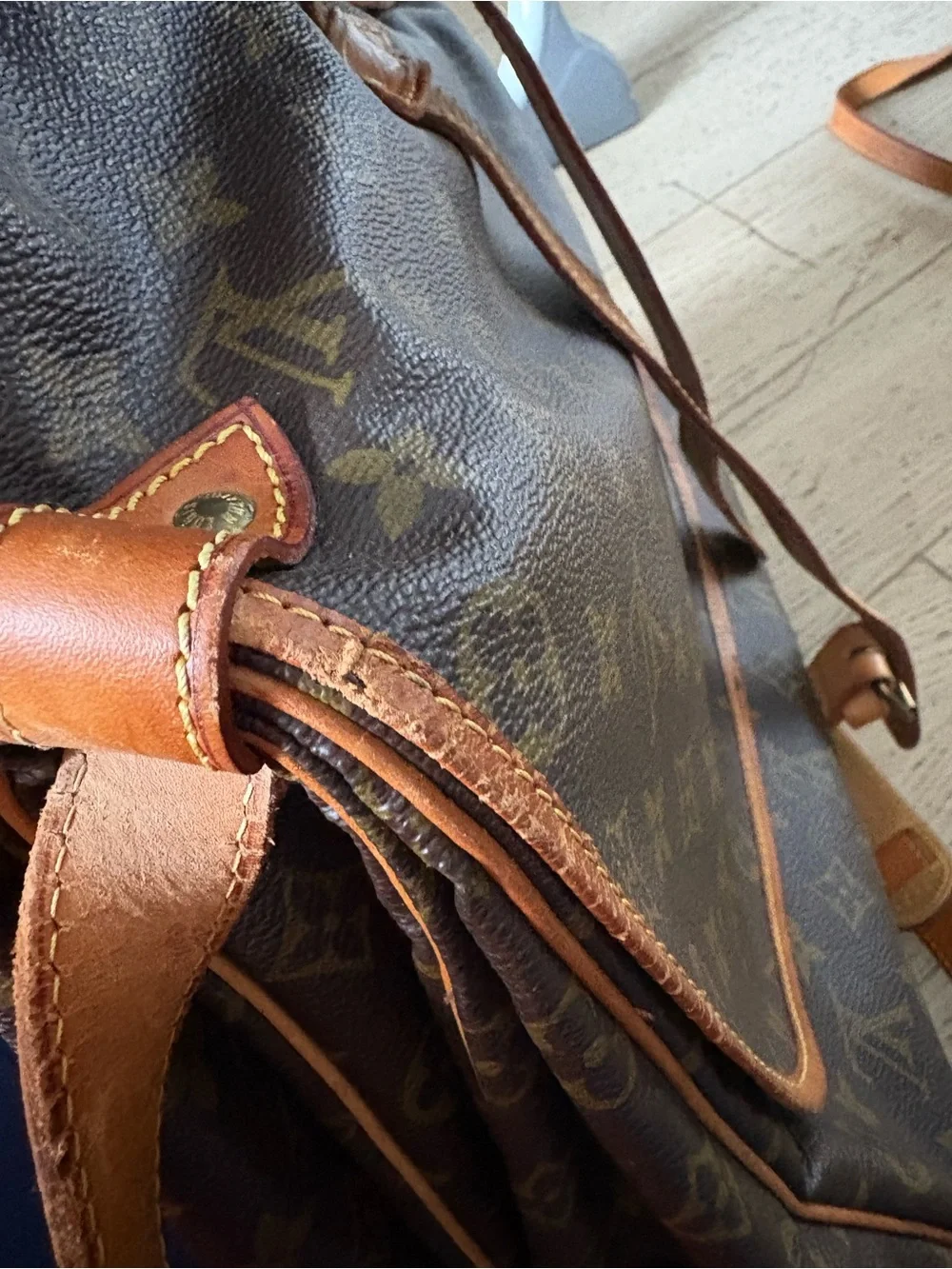 Louis Vuitton Monogram Saumur  35 Canvas Messenger Bag with Vachetta Trim